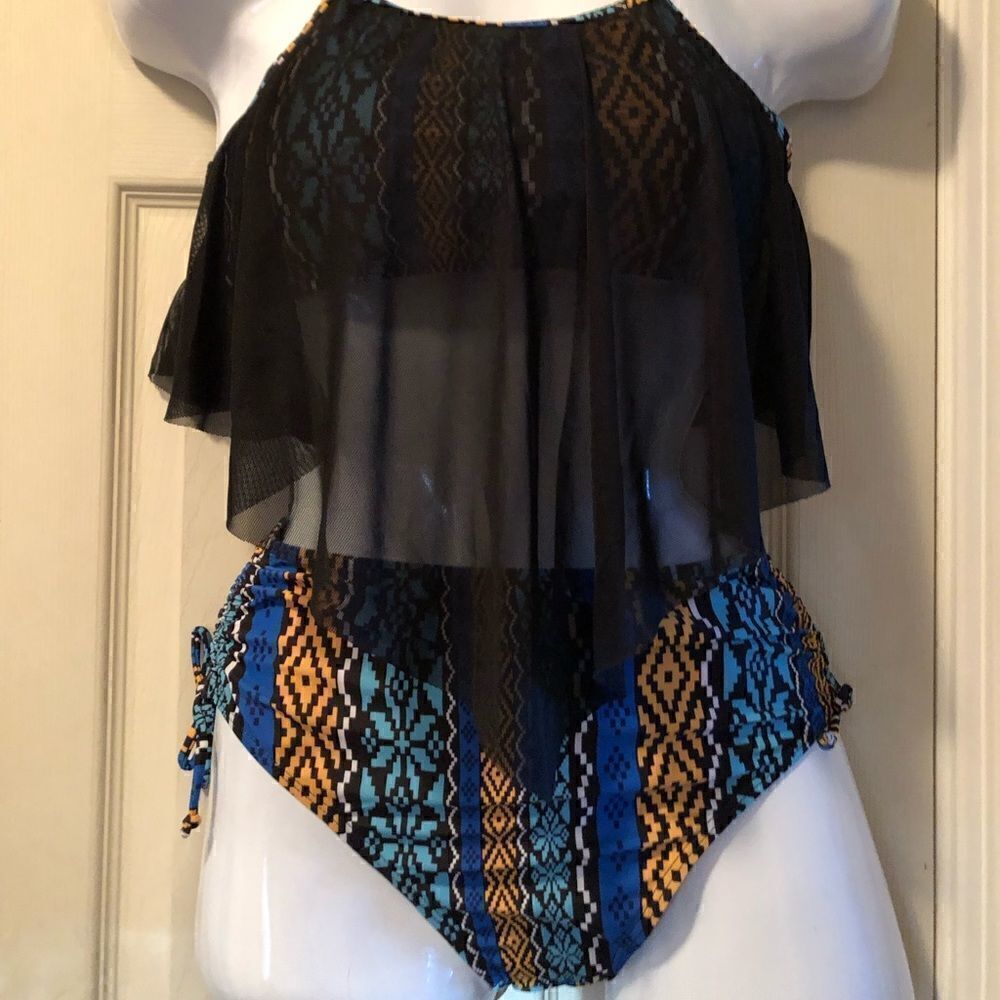 Ruffle bikini size small ties at neck